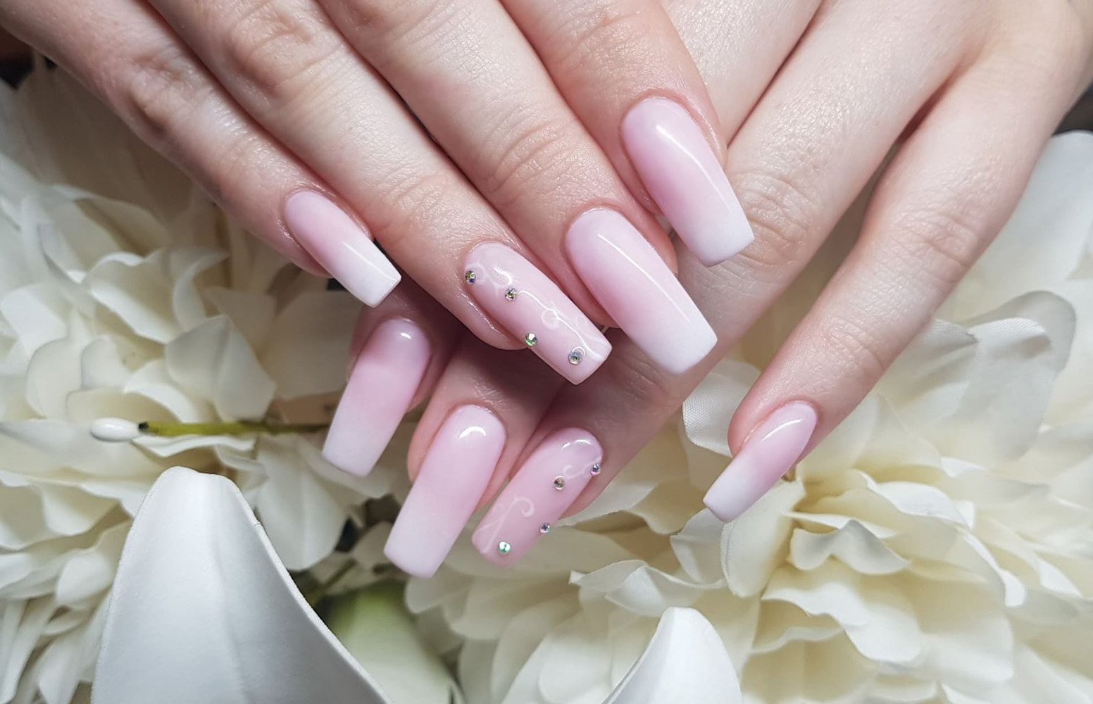 Bridal gel nails with white and gold detail