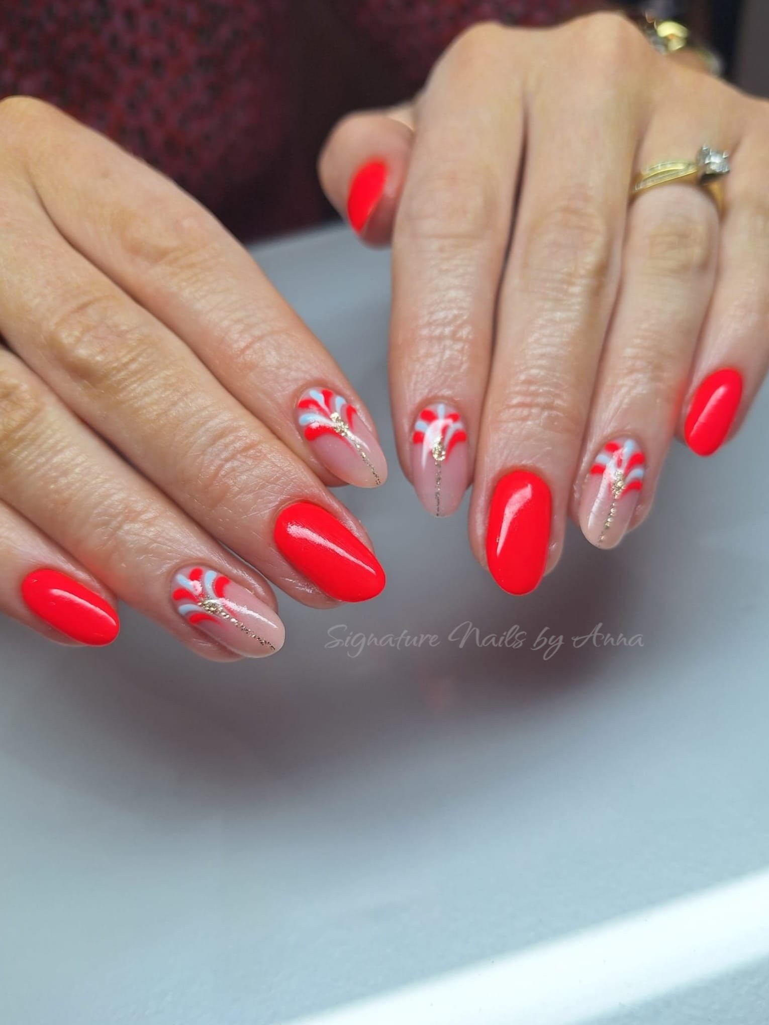 Gel nail set with precise colour work